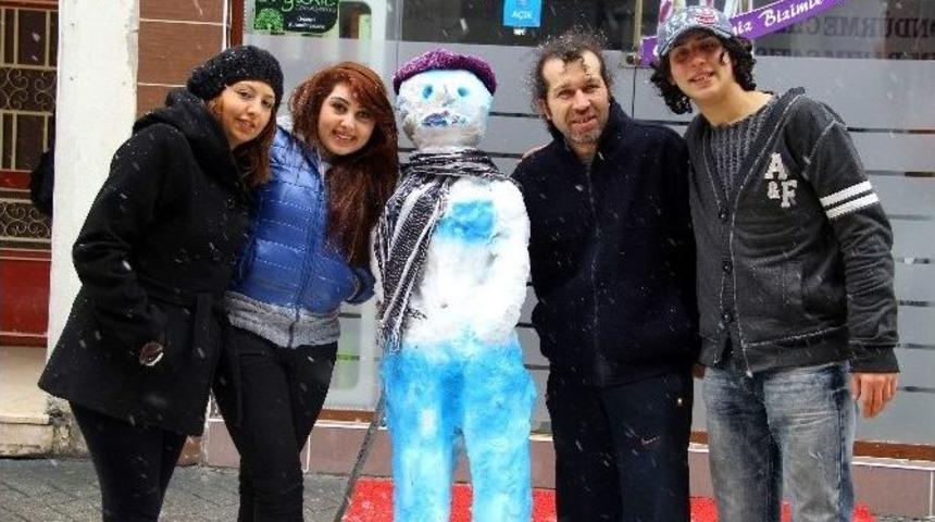 Esnaflar Karda H&uuml;nerlerini Sergiledi