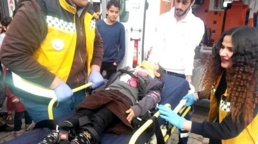 Şehiri&ccedil;i Minib&uuml;s &Ouml;ğrenciye &Ccedil;arptı