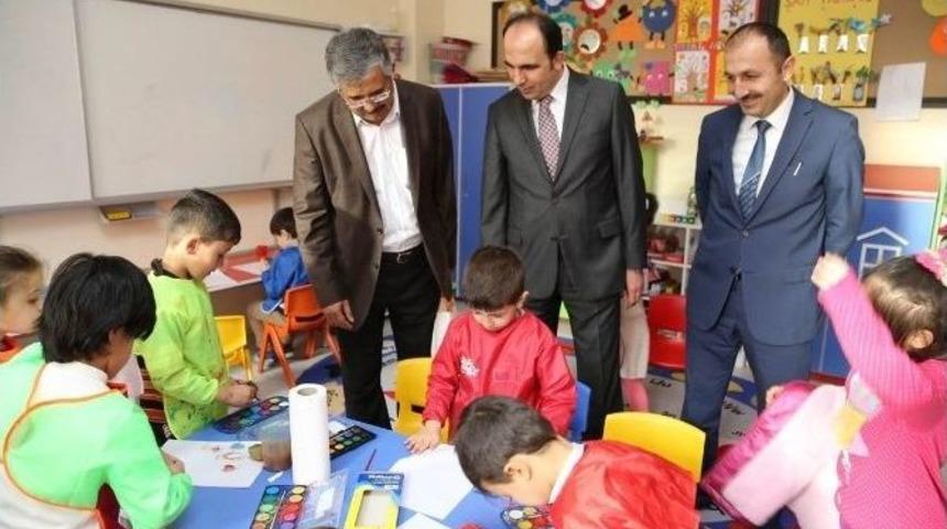 Başkan Altay&rsquo;ın Okul Ziyaretleri S&uuml;r&uuml;yor