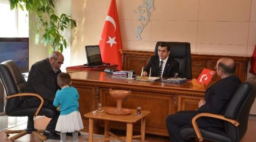 Cumhurbaşkanının Talimatıyla Kayserili Şehidin Ailesine Ev