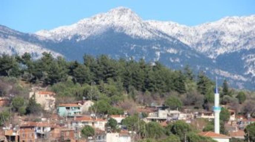 Kar Soğukları Edremit&rsquo;i &Uuml;ş&uuml;tt&uuml;