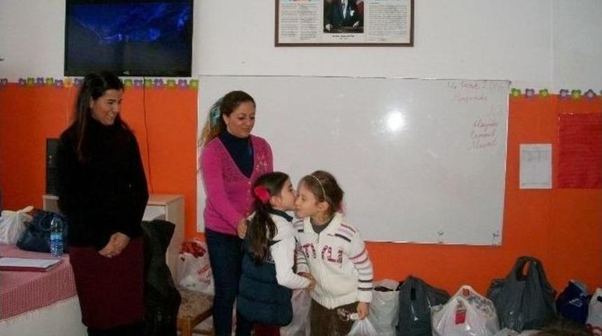 Minik &Ouml;ğrencilerden Kardeş Sınıf Etkinliği