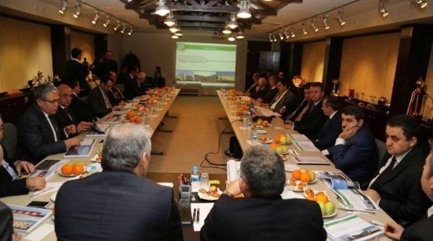 B&uuml;y&uuml;kşehir Belediyesi Toplantı Salonunda &ldquo;2015 Yılında Ger&ccedil;ekleştirilenler İle 2016 Yatırım Programı Hakkında Bilgi Verildi&rdquo;