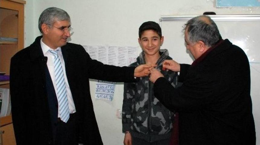 T&uuml;rkiye Birincisi K&ouml;y Okulundan &Ccedil;ıktı