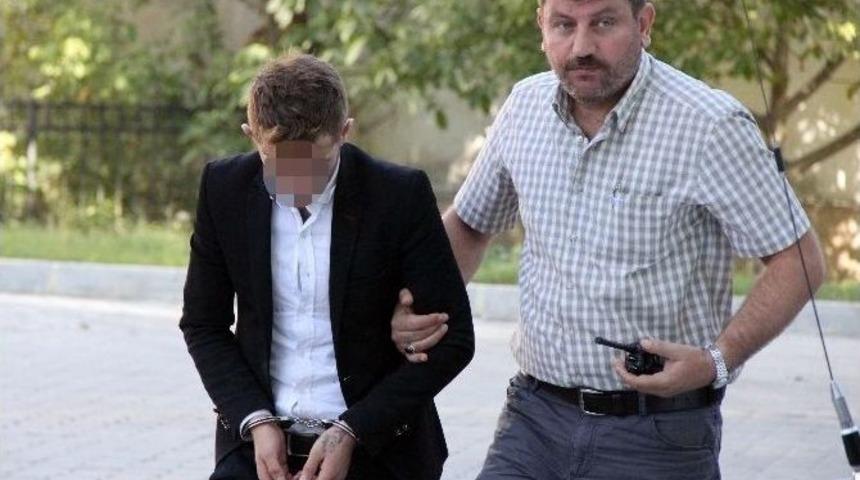 Parkta Cinsel Taciz Ve Gaspa Ceza Yağdı