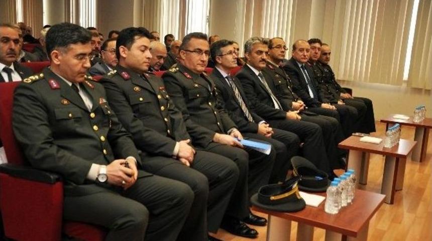 Muhtarlara Aile Kurumu Ve Sorumlulukları Anlatıldı