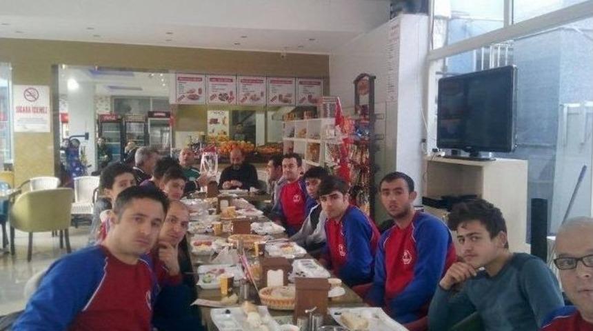 B&uuml;y&uuml;kşehir&rsquo;den Spora Tam Destek