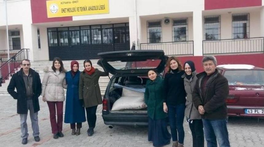 Emet&rsquo;te Doğaya Yem Bırakıldı