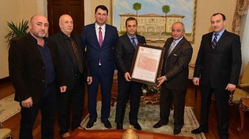 Vali T&uuml;rker&rsquo;e Ziyaretler