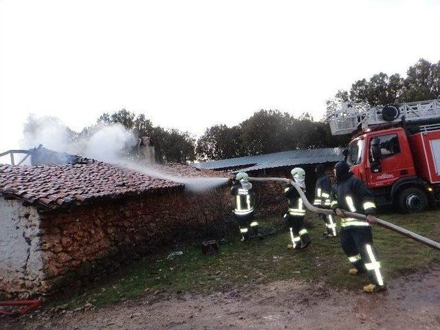 Büyükşehir İtfaiyesi 6 Bin 300 Olaya Müdahale Etti