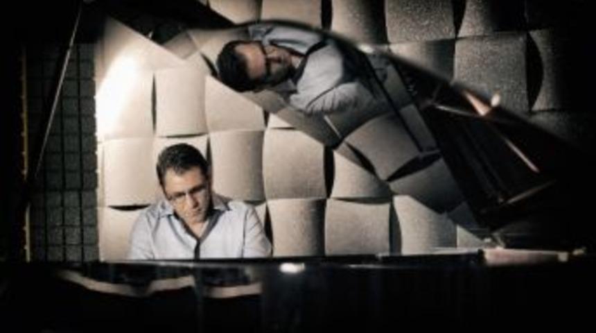 Alpay &Uuml;nyaylar&rsquo;dan &rsquo;uyan&rsquo;dıran Alb&uuml;m