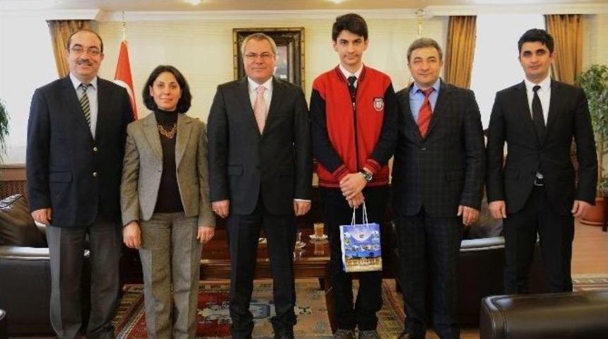 Vali Deniz, Teog T&uuml;rkiye Birincilerinden Ahmet Kadir Karako&ccedil;&rsquo;u Kabul Etti