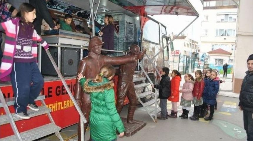 &Ccedil;anakkale M&uuml;zesi Otob&uuml;s&uuml; Mudanya&rsquo;da
