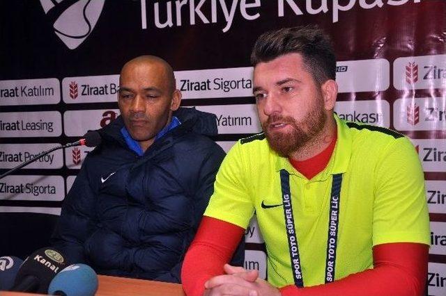 Antalyaspor, Giresun’dan Galibiyetle Dönüyor