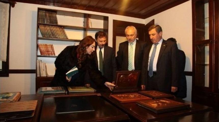 Vali Ve Belediye Başkanı, Sıtkı Ol&ccedil;ar &Ccedil;ini M&uuml;zesi&rsquo;ni Gezdi