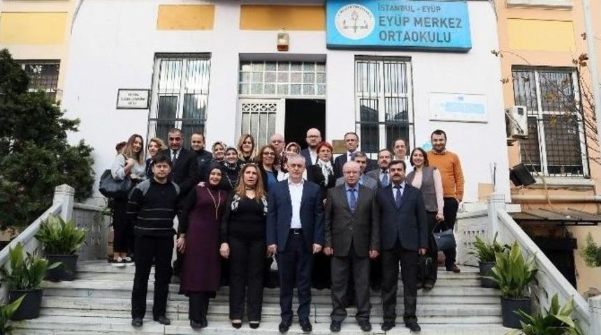 Ey&uuml;p&rsquo;te Karne Sevinci