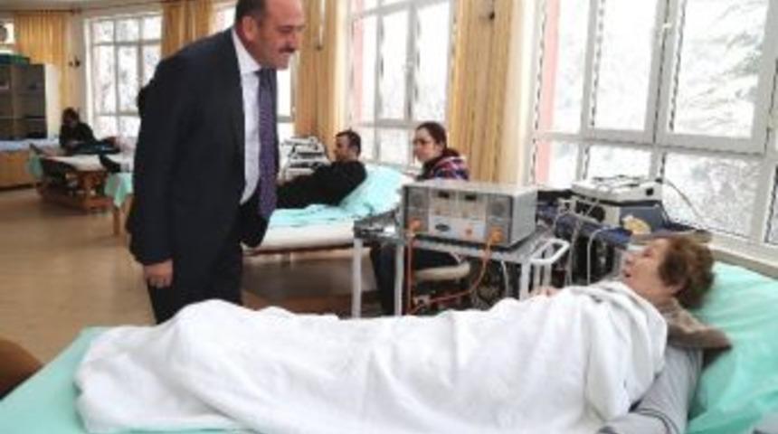 Duruay&rsquo;dan İncek Fizik Tedavi Hastanesi&rsquo;ne Ziyaret