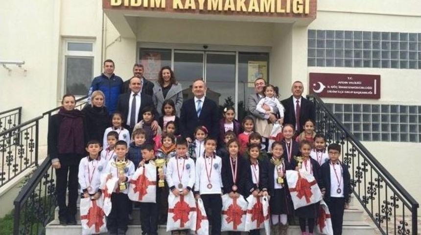 Didim&rsquo;de Geleceğin Jimnastik&ccedil;ileri Madalya Ve Kupaları Topladı