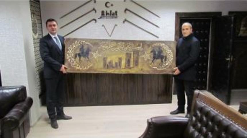 Tutkara Sanatıyla Beğeni Topluyor