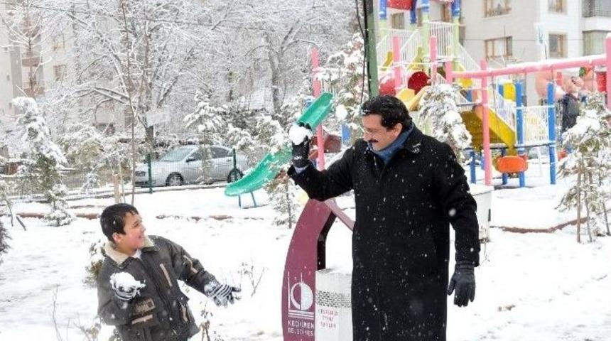 Kar, Ke&ccedil;i&ouml;ren&rsquo;e &Ccedil;ok Yakıştı