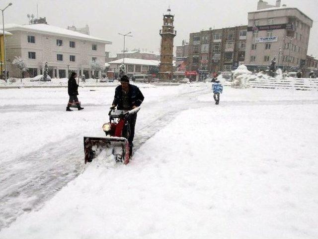 Yozgat’ta Kar Kalınlığı 40 Cm’e Ulaştı