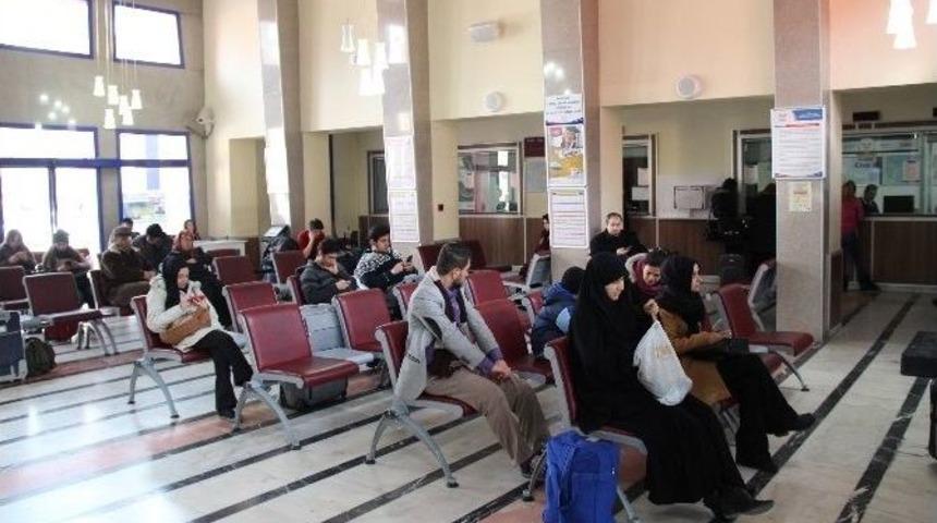 Otogar Ve Garlarda Yarıyıl Tatili Yoğunluğu Yaşanıyor