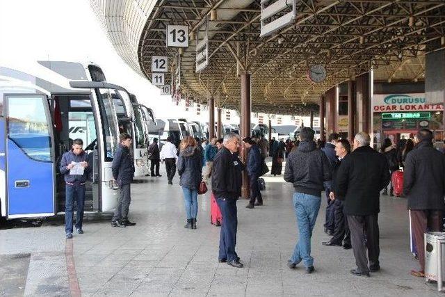 Otogar Ve Garlarda Yarıyıl Tatili Yoğunluğu Yaşanıyor