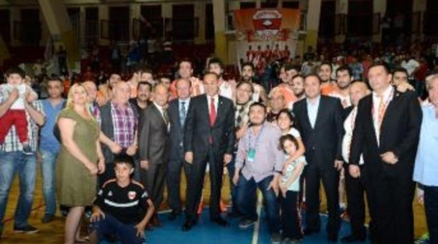 Adanaspor S&ouml;zl&uuml;&rsquo;den Destek Bekliyor