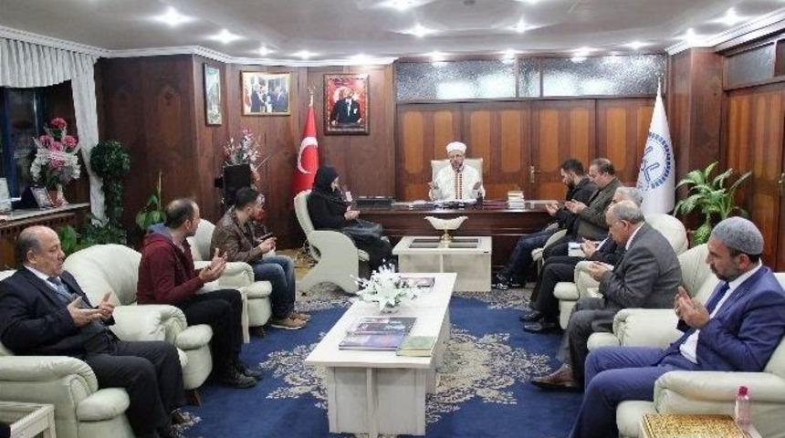 Alman İrina M&uuml;sl&uuml;man Olarak Esra Adını Aldı