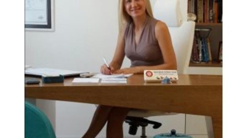 Badem G&ouml;z Estetiği İle Din&ccedil; Ve Zeki G&ouml;r&uuml;n&uuml;m