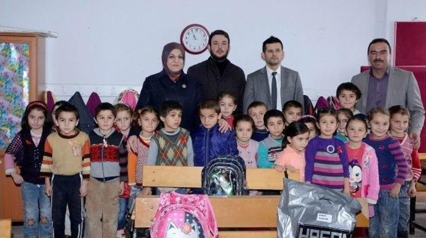 Meram&rsquo;dan Miniklere Karne Hediyesi