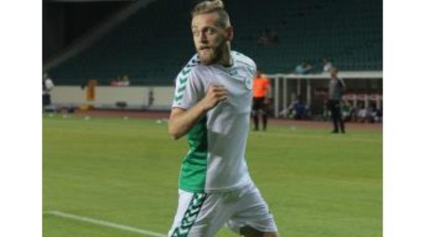 Halil İbrahim S&ouml;nmez D&uuml;nyanın En Hızlı Futbolcuları Listesine Girdi