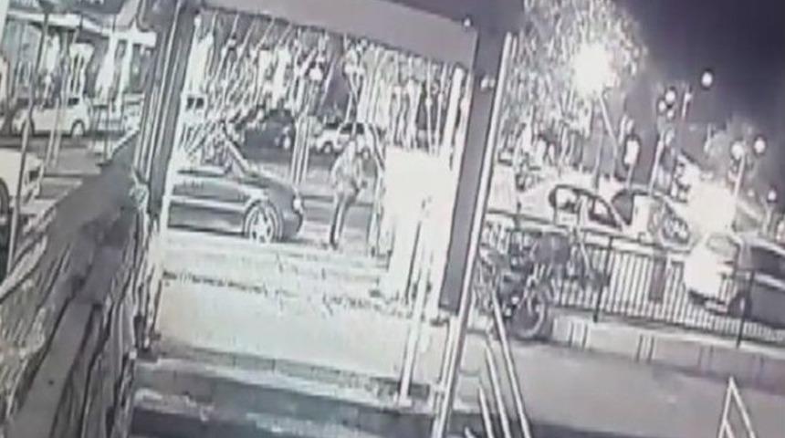 Eski Sevgilisini &Ouml;ld&uuml;rd&uuml;ğ&uuml;n&uuml; Sandı İntihar Etti