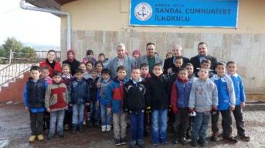 4 Eyl&uuml;l İlkokulu&rsquo;ndan &rsquo;iyilikte Yarışalım Projesi&rsquo;