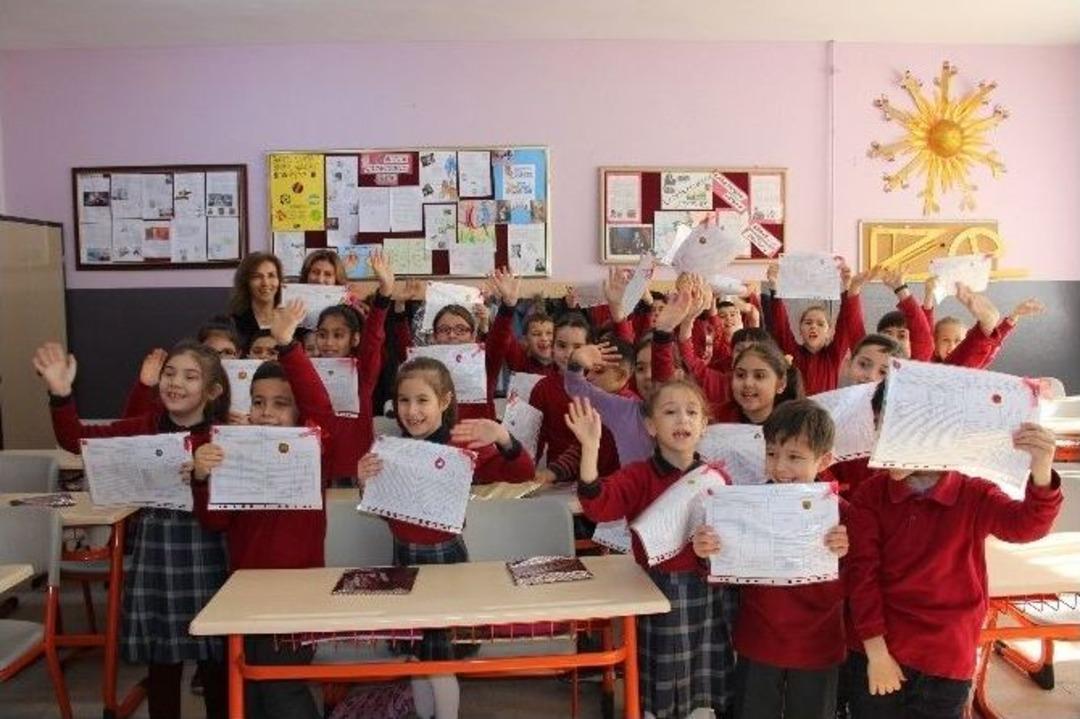 Velilere &rsquo;&ccedil;ocuklarınızı Başka &Ccedil;ocuklarla Kıyaslamayın&rsquo; Uyarısı