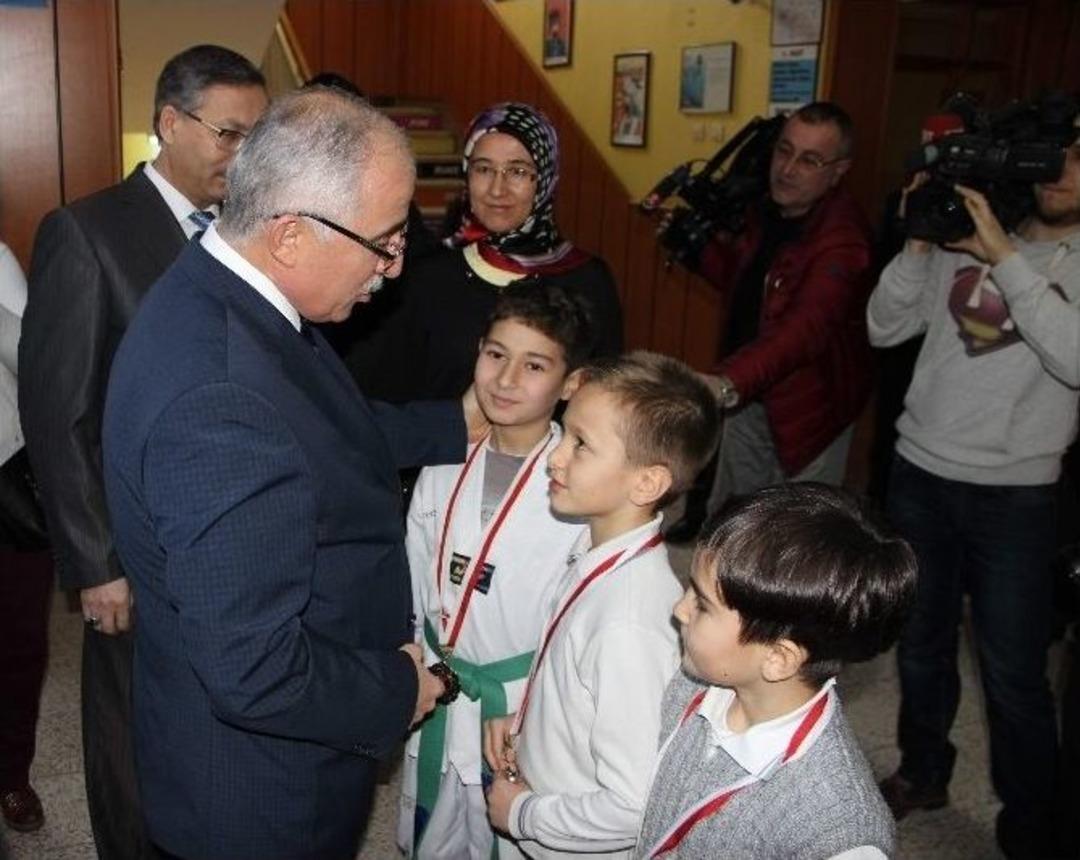 Eskişehir&rsquo;de Karne Dağıtım T&ouml;reni