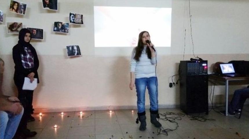 Şehitler Ortaokulunda Şiir Dinletisi