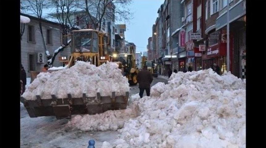 Alaplı Belediyesi Karla M&uuml;cadeleye Hazır