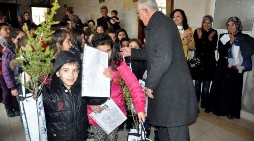 Başkan Cingil&rsquo;den &Ouml;ğrencilere Anlamlı Hediye