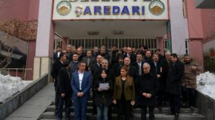 Hakkari&rsquo;nin Taşınmasına Tepki