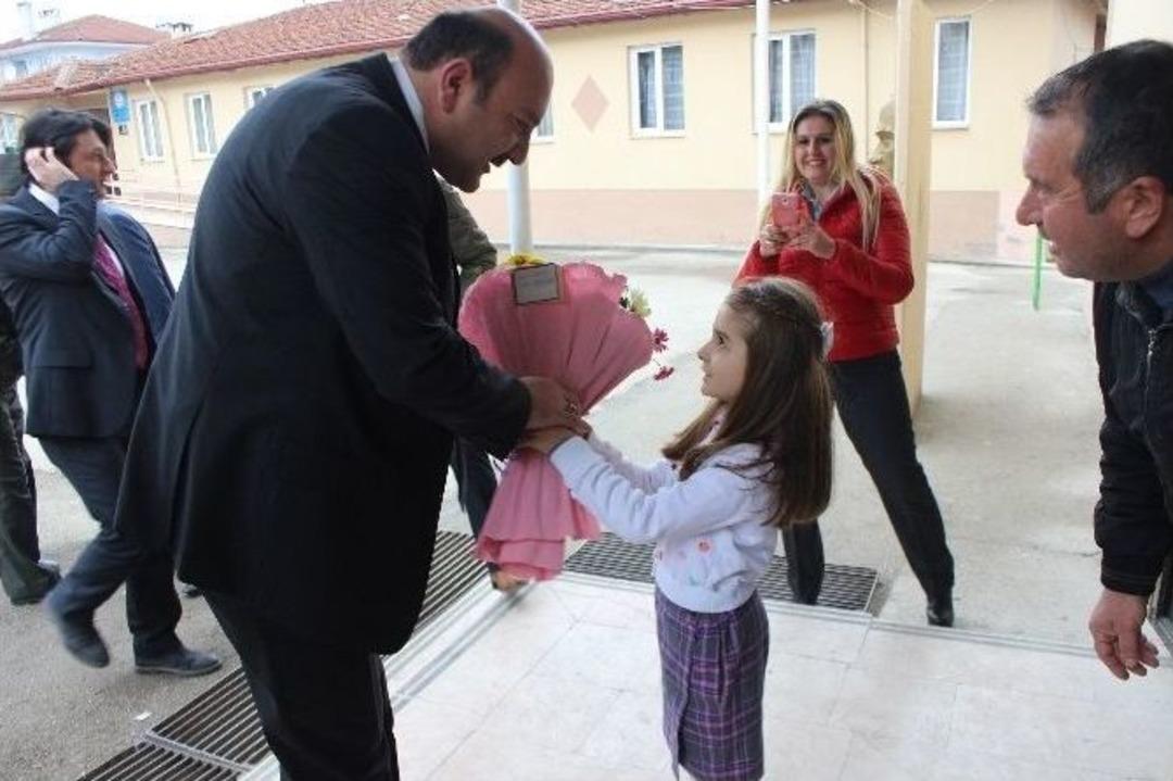 Osmaneli&rsquo;de Karne Dağıtım T&ouml;reni