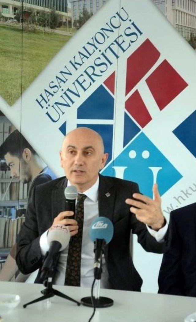 Hasan Kalyoncu Üniversitesi Rektörü Basınla Buluştu