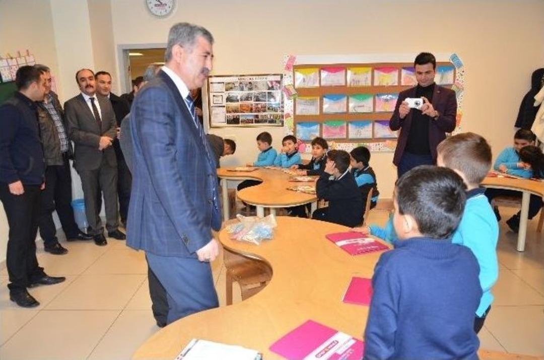 &Ouml;ğrencilerin Karne Heyecanı