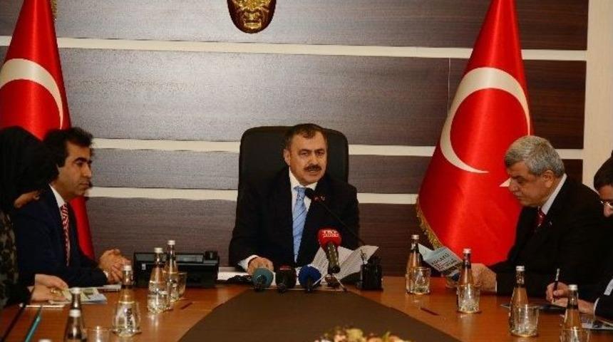 Bakan Eroğlu, Kocaeli Valiliği&rsquo;ni Ziyaret Etti