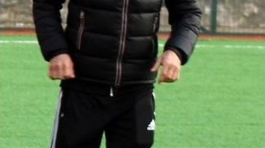 Ali Tandoğan, Amat&ouml;r Takımla Antrenmana &Ccedil;ıktı