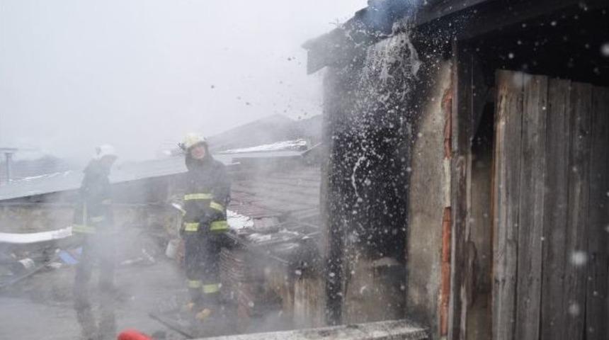 İnegöl’de Korkutan Yangın