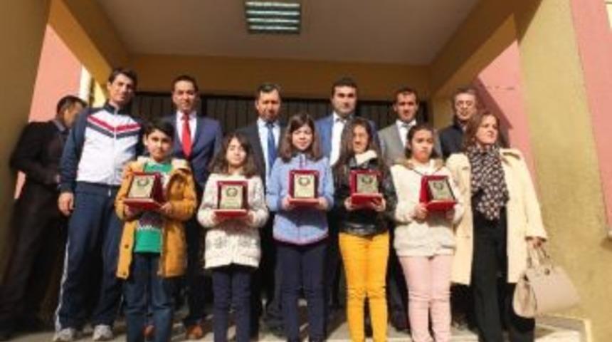 D&uuml;zi&ccedil;i&rsquo;nde 21 Bin 409 &Ouml;ğrenci Karne Sevinci Yaşadı