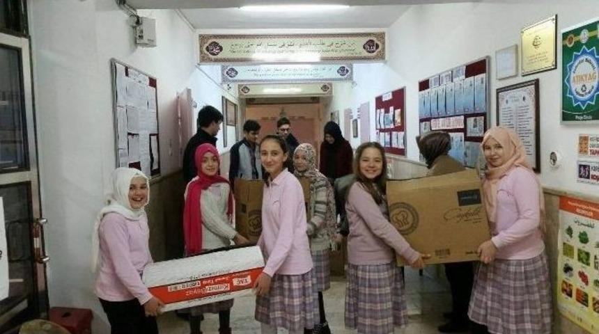 &Ouml;ğrenciler Soğuk Kış G&uuml;nlerinde Bayırbucaklı Soydaşlarını Unutmadı