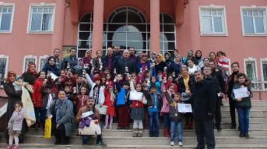 Adıyaman&rsquo;da, Kupalı, Madalyalı Karne T&ouml;reni