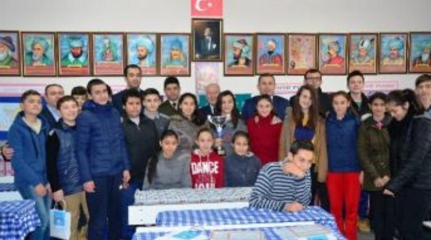 Lapseki&rsquo;de 2 Bin &Ouml;ğrenci Karne Aldı